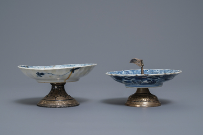 Een diverse collectie Chinees blauw-wit porselein, Ming en Kangxi