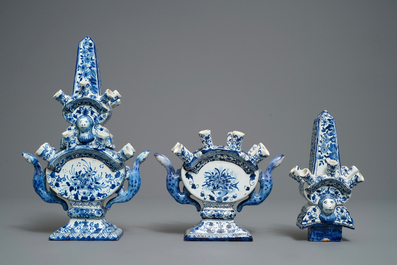 A pair of blue and white Delft-style tulip vases, Samson, France, 19th C.