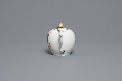 A Meissen porcelain teapot and cover with floral design, Germany, 18th C.