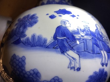 A Chinese blue and white double gourd vase, Transitional period