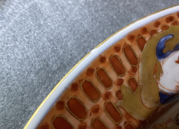 A pair of Chinese Imari-style plates after Cornelis Pronk: 'Dames au Parasol', Qianlong