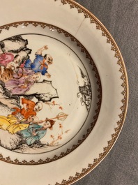 Sept assiettes en porcelaine de Chine famille rose &agrave; d&eacute;cor de Luohan avec un tigre, Qianlong