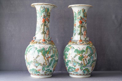 A pair of Chinese Canton famille verte vases with dragon handles, 19th C.