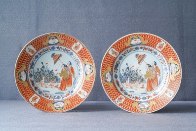 A pair of Chinese Imari-style plates after Cornelis Pronk: 'Dames au Parasol', Qianlong