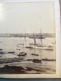 Un album de neuf photos argentiques dont une vue panoramique du Bund &agrave; Shanghai, Chine, dat&eacute; 1899