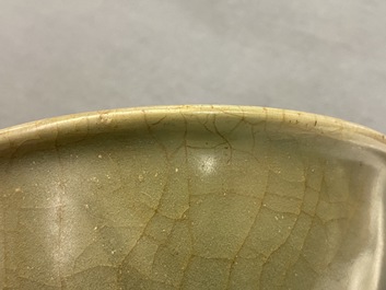 Two Chinese Longquan celadon dishes and three bowls, Song/Ming