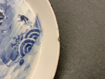 Une coupe en porcelaine 'Bleu de Hue' pour le Vietnam &agrave; d&eacute;cor d'un paysage fluviale, 19&egrave;me