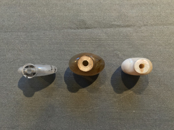 Six Chinese needle quartz and agate snuff bottles, 19/20th C.