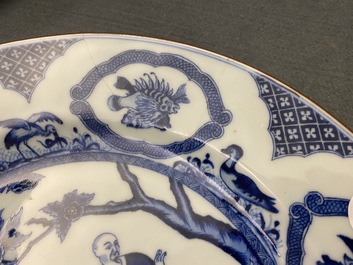 Een Chinese blauw-witte schotel naar Cornelis Pronk, 'De doktersvisite aan de keizer', Qianlong