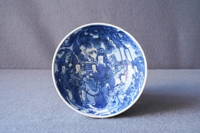 Een zeldzame Chinese blauw-witte dubbelwandige warmhoudkom, 'zhuge', Jiajing