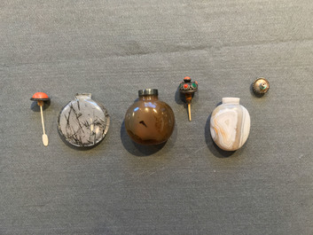 Six Chinese needle quartz and agate snuff bottles, 19/20th C.