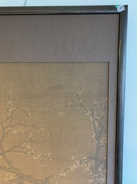 Chinese school, naar Su Hanchen (1094-1172), inkt en kleur op zijde: dame met kinderen bij een vissenkom