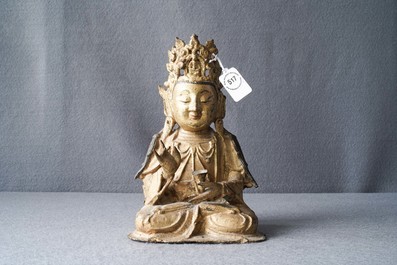 Une figure de Bouddha en bronze dor&eacute;, Sino-Tibet, Ming