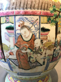 A large Chinese famille rose vase, 19th C.