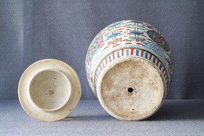 Two Chinese wucai vases and covers, Transitional period