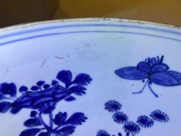 Un grand bol en porcelaine de Chine en bleu et blanc, Wanli