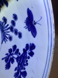 Een grote Chinese blauw-witte kom met eenden, Wanli