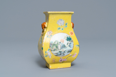 A Chinese yellow-ground famille rose vase, 19/20th C.