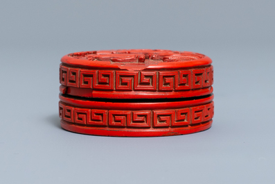 A Chinese carved cinnabar lacquer box and cover, 18/19th C.