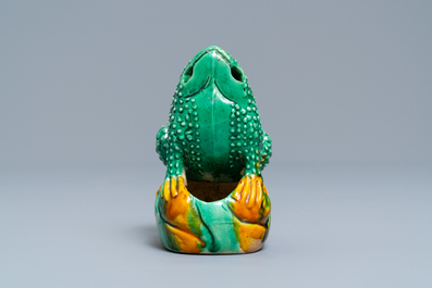 A Chinese verte biscuit model of a toad, Kangxi