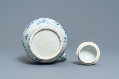 A large Chinese blue and white 'insects and flower sprigs' teapot and cover, Hatcher cargo shipwreck, Transitional period