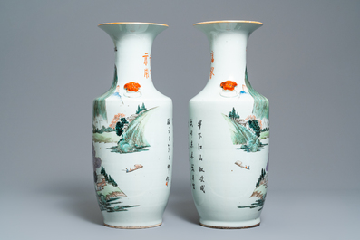 Une paire de vases en porcelaine de Chine qianjiang cai &agrave; d&eacute;cor de paysages, 19/20&egrave;me