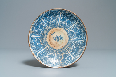 A Persian blue and white vase, a bowl and a dish, Syria and/or Iran, 18/19th C.
