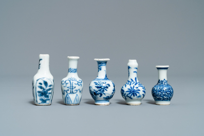 Fifteen various small Chinese vases, Kangxi