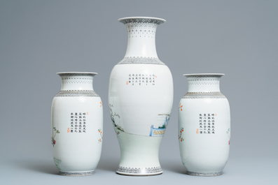 Trois vases en porcelaine de Chine famille rose, R&eacute;publique