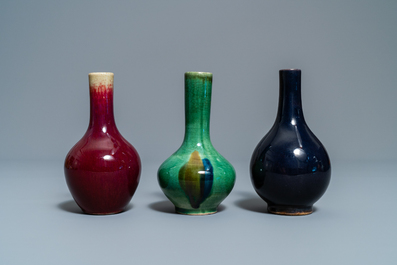 Six vases en porcelaine de Chine monochrome, 18&egrave;me et apr&egrave;s