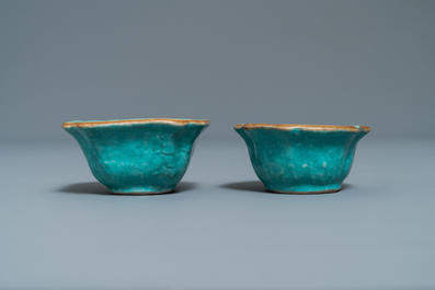 Sept pi&egrave;ces en porcelaine de Chine monochrome vert et turquoise, 19/20&egrave;me