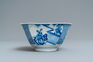 Een Chinese blauw-witte vierkante kom, Xuande merk, Kangxi
