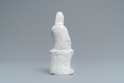 Une figure de Guanyin &agrave; l'enfant en porcelaine blanc de Chine de Dehua, Kangxi