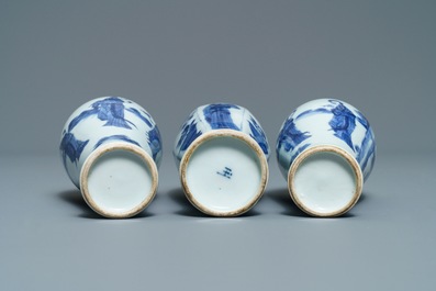 Three Chinese blue and white vases and a dish, Transitional period and Kangxi
