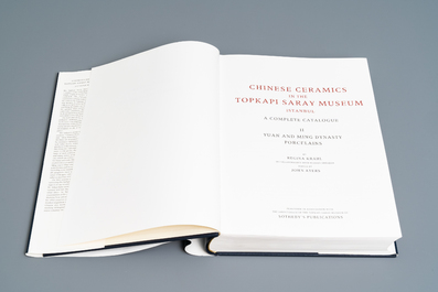 Regina Krahl, John Ayers: Chinese Ceramics in the Topkapi Saray Museum, Istanbul: A Complete Catalogue, 3 volumes