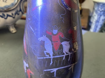 Deux vases en bronze incrust&eacute; d'argent et de cuivre pour le march&eacute; vietnamien, Chine, 19/20&egrave;me