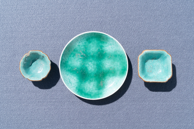 Sept pi&egrave;ces en porcelaine de Chine monochrome vert et turquoise, 19/20&egrave;me