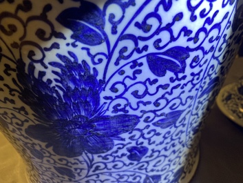 A large Chinese blue and white 'peony scrolls' vase and cover, Kangxi