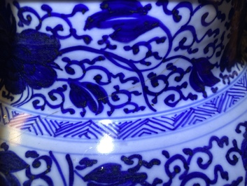 A large Chinese blue and white 'peony scrolls' vase and cover, Kangxi