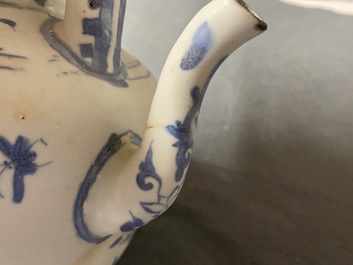 A large Chinese blue and white 'insects and flower sprigs' teapot and cover, Hatcher cargo shipwreck, Transitional period