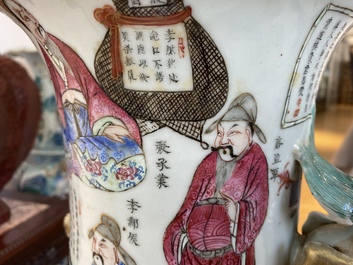 Een grote Chinese famille rose 'Wu Shuang Pu' vaas, 19e eeuw
