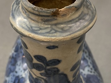 A Chinese blue and white kraak porcelain frog-shaped kendi, Wanli
