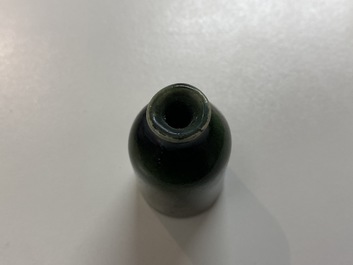 Twelve Chinese monochrome and sancai-glazed snuff bottles, 19/20th C.