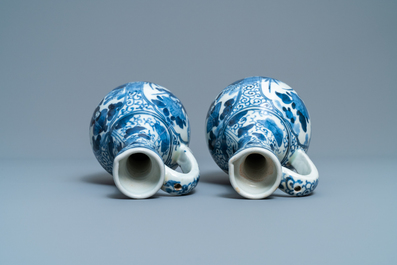 A pair of Japanese blue and white Arita jugs, Edo, 17/18th C.