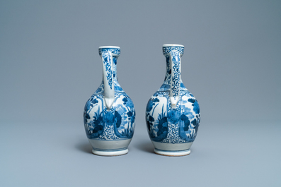 A pair of Japanese blue and white Arita jugs, Edo, 17/18th C.