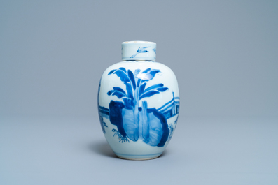 Een Chinese blauw-witte dekselpot, Chenghua merk, Kangxi