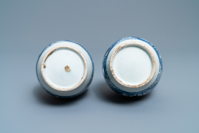 A pair of Japanese blue and white Arita jugs, Edo, 17/18th C.