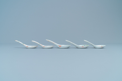 Five Chinese famille rose 'phoenix' spoons for the Straits or Peranakan market, 19/20th C.
