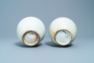 Two Japanese monochrome white Arita bottles, Edo, 17th C.