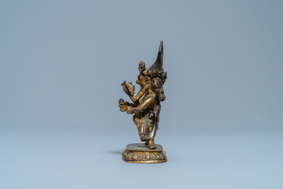 Une figure de Hayagriva en bronze dor&eacute;, Sino-Tibet, 18/19&egrave;me